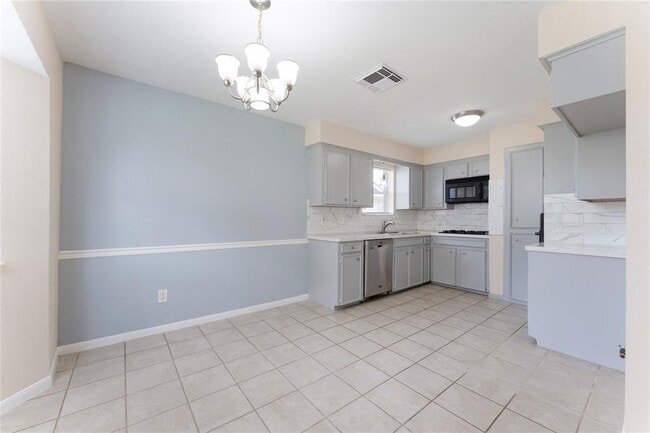 Building Photo - 4907 Fairdale St