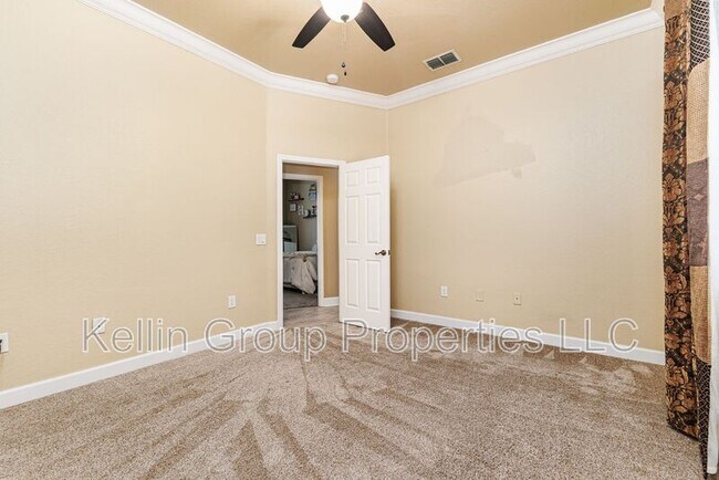 Building Photo - 1229 Lake Deeson Woods Ln
