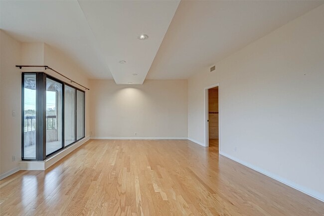 Building Photo - 2001 Holcombe Blvd