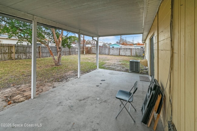 Building Photo - 516 Falmouth Ave