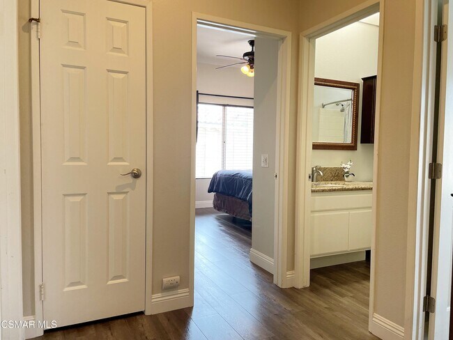 Building Photo - 4149 Flowerview Ct