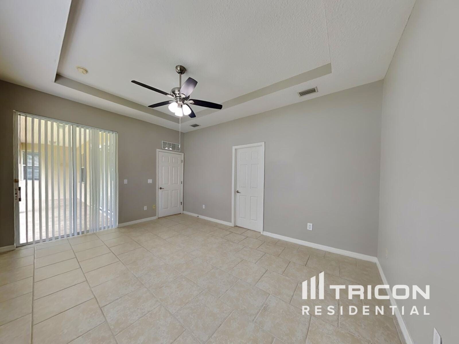 Building Photo - 24 Royal Palm Ln