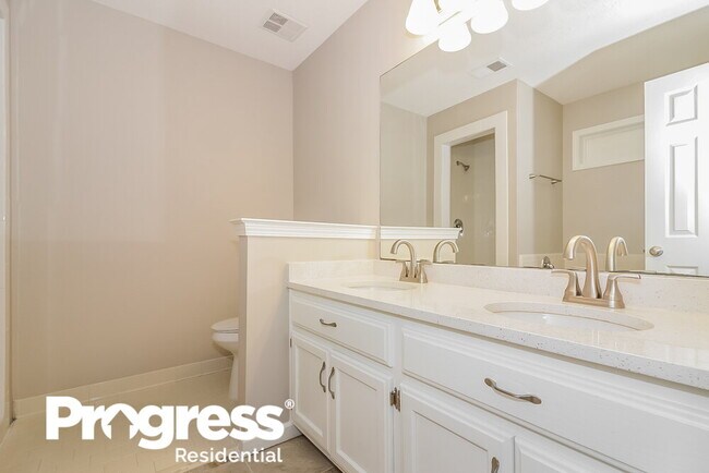 Building Photo - 7726 Deer Trail Ln