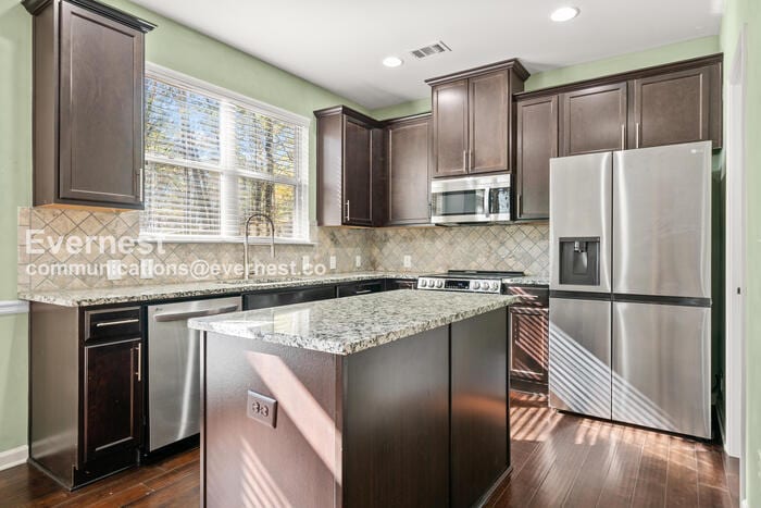 Building Photo - 4057 Princeton Lakes Way