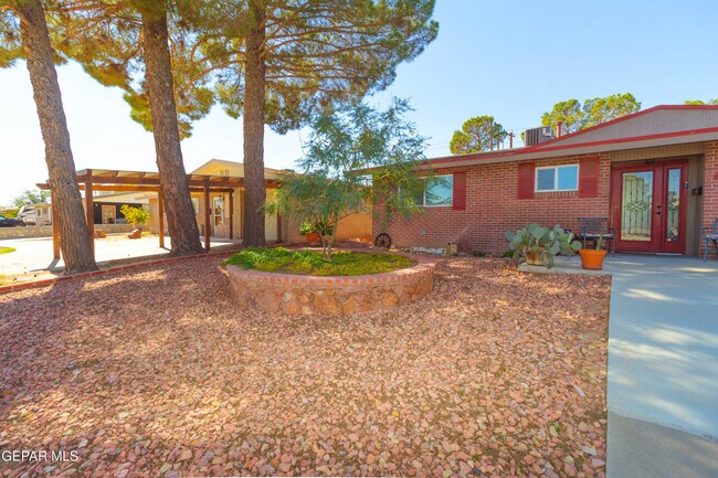 Building Photo - 3417 Aberdeen St