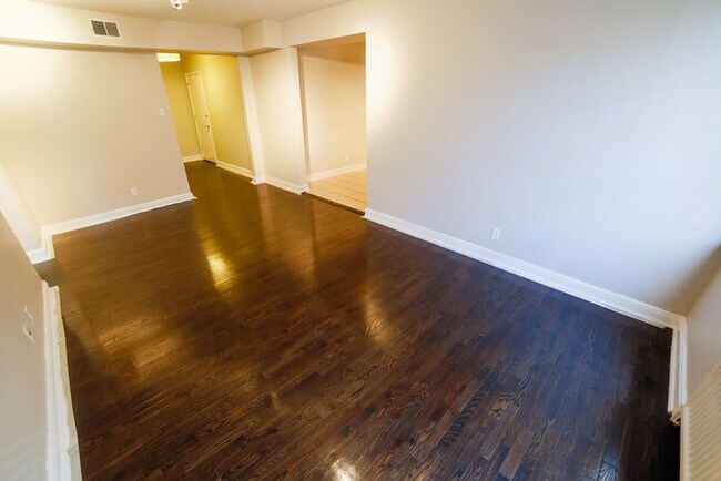 Building Photo - Moorlands Neighborhood in Clayton!