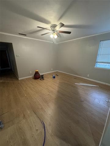 Building Photo - 404 Valentine Ln