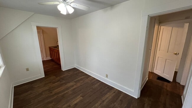 Building Photo - 10 Horne St