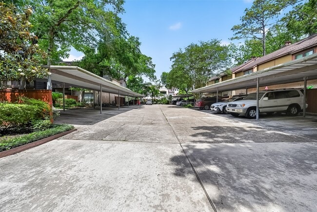 Building Photo - 11711 Memorial Dr