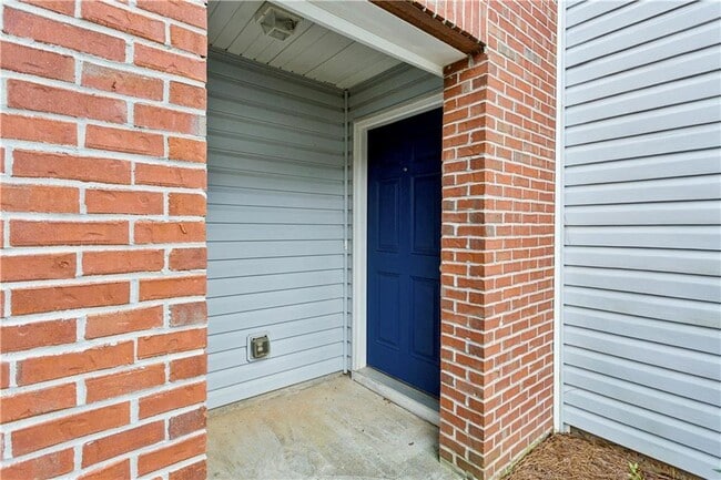 Building Photo - 283 Hiawassee Dr