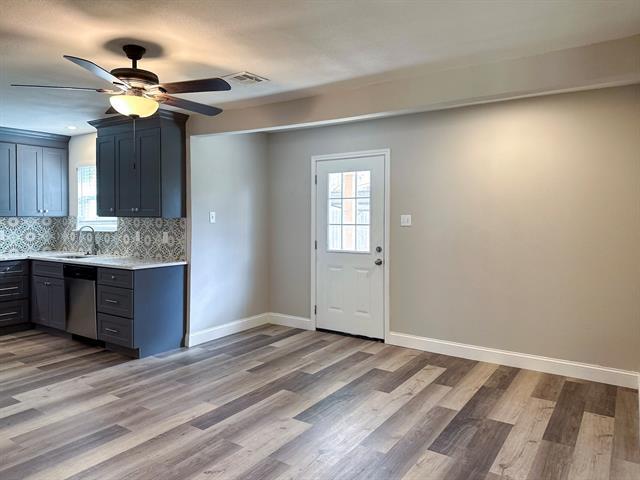 Building Photo - 3118 Dartmouth Dr