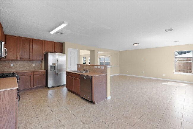 Building Photo - 18743 Westgate Park Dr