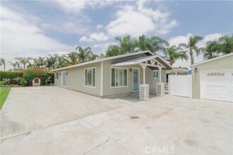 Building Photo - 10249 Jurupa Rd