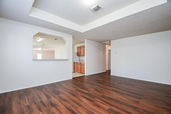 Building Photo - 19111 Yaupon Ranch Dr