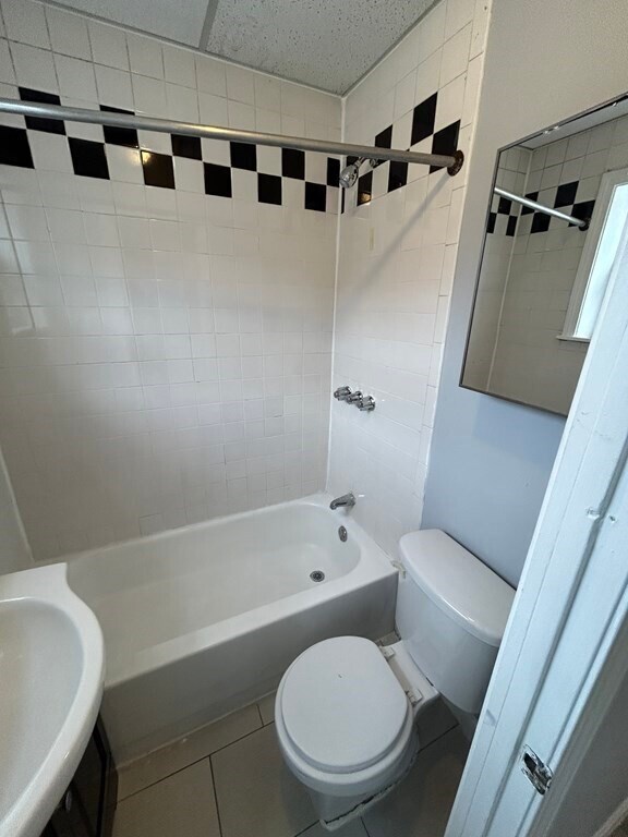 Building Photo - 30 Brow St