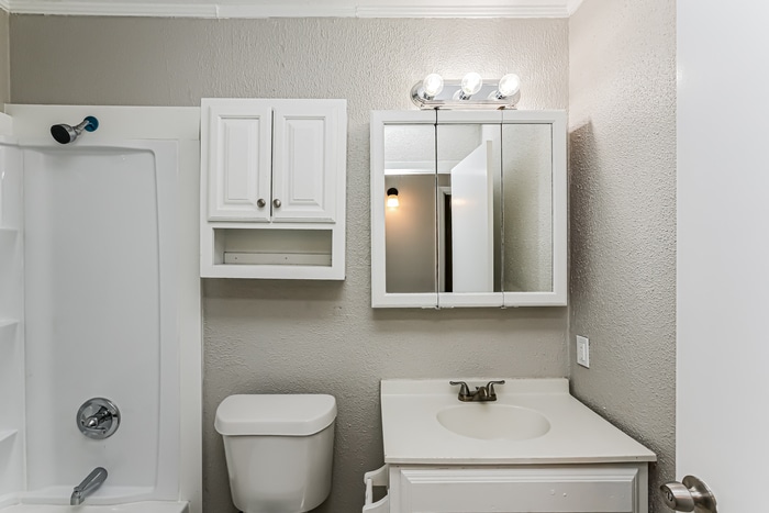 Building Photo - 258 Melrose Dr