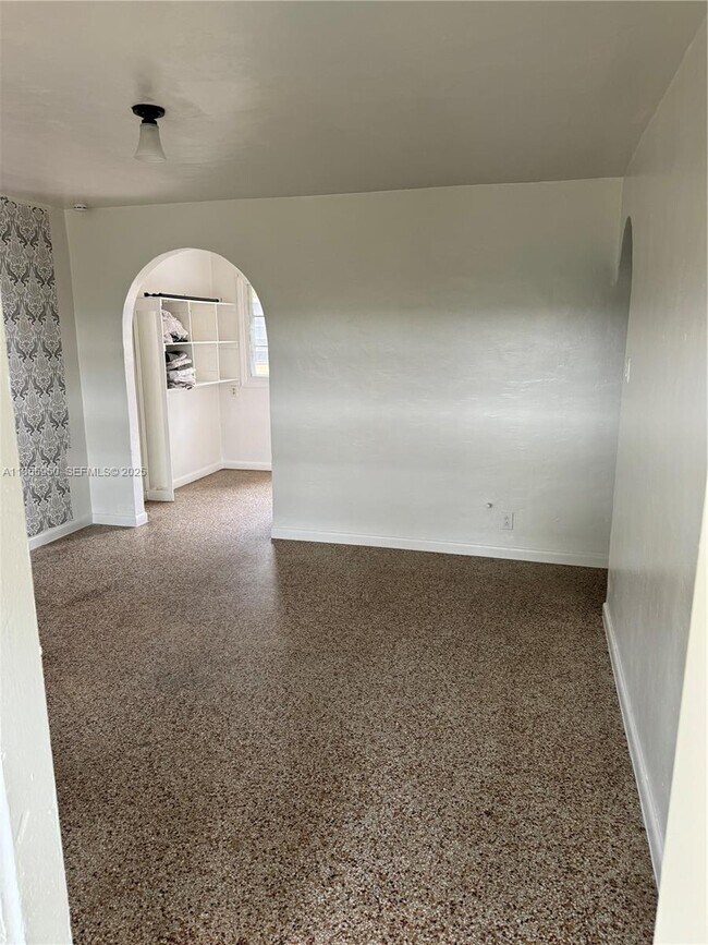 Building Photo - 2023 Taylor St