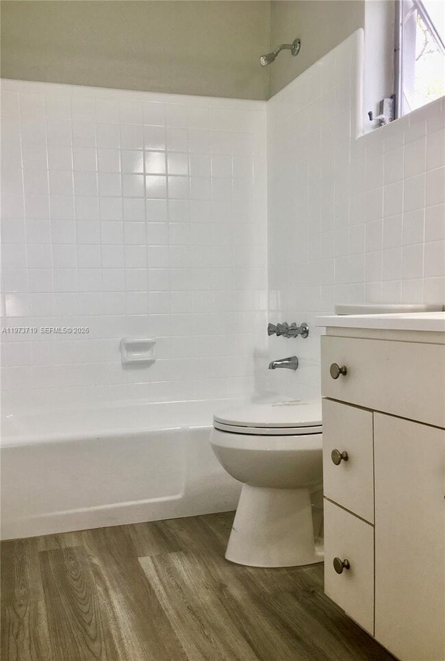 Building Photo - 1710 Madison St