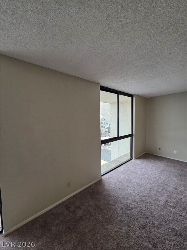 Building Photo - 3930 University Center Dr