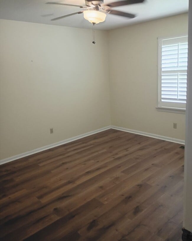 Building Photo - 4437 Old Hickory Ln