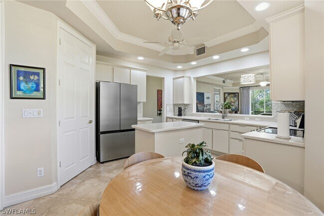 Building Photo - 4964 Westchester Ct
