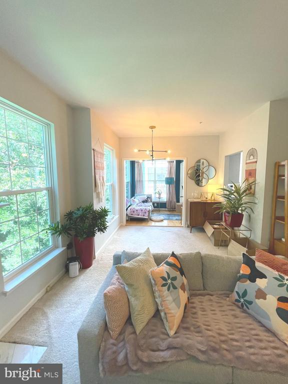 Building Photo - 5948 Founders Hill Dr