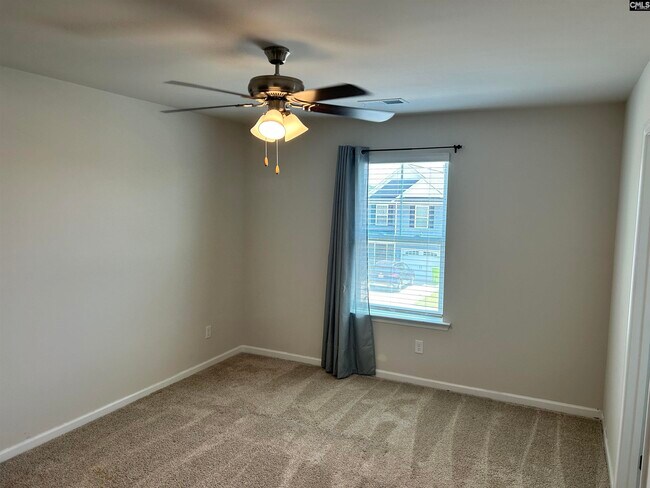Building Photo - 1071 Crescent Moon Lp