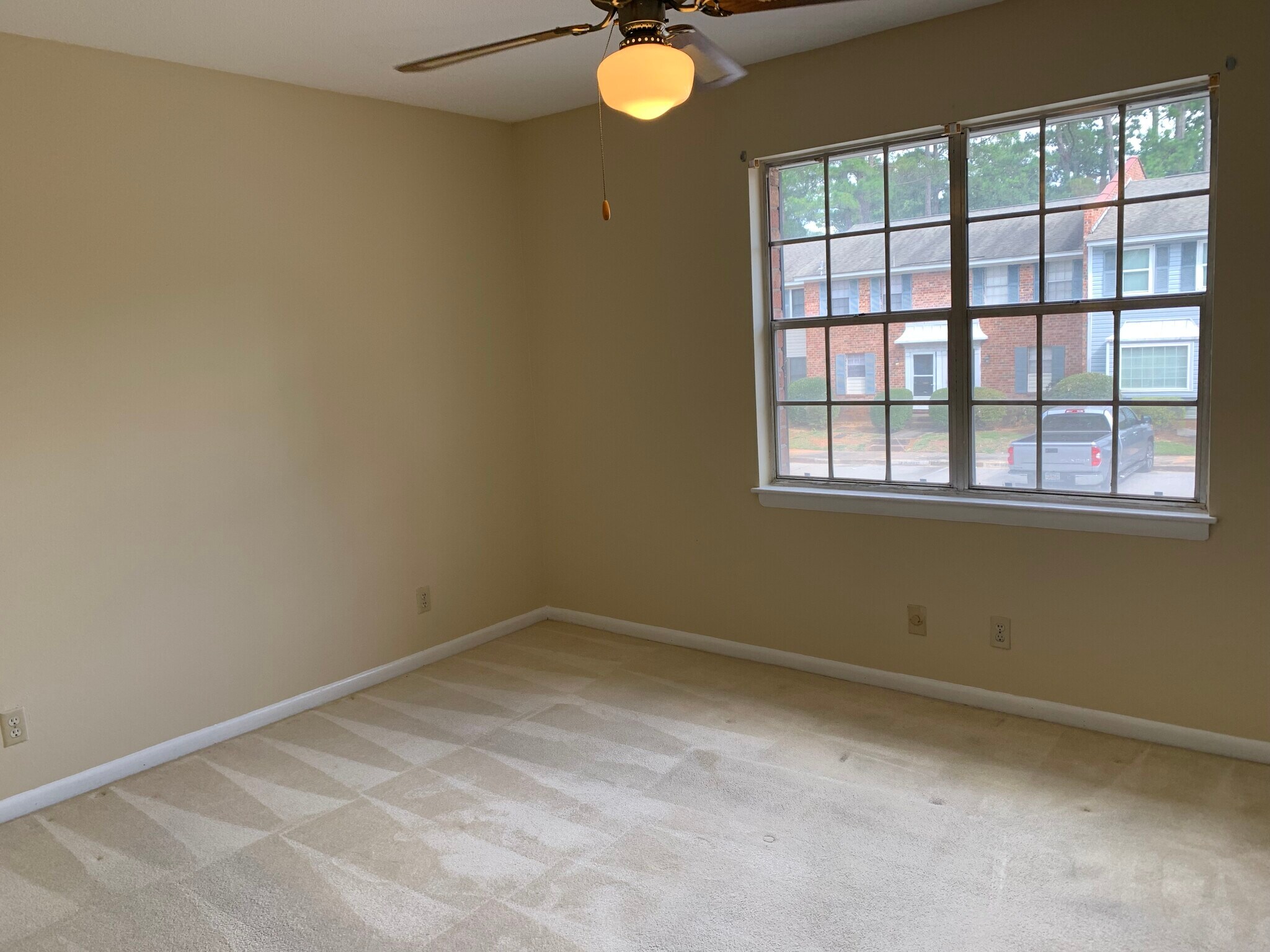 Front Bedroom - 1705 Grays Inn Rd