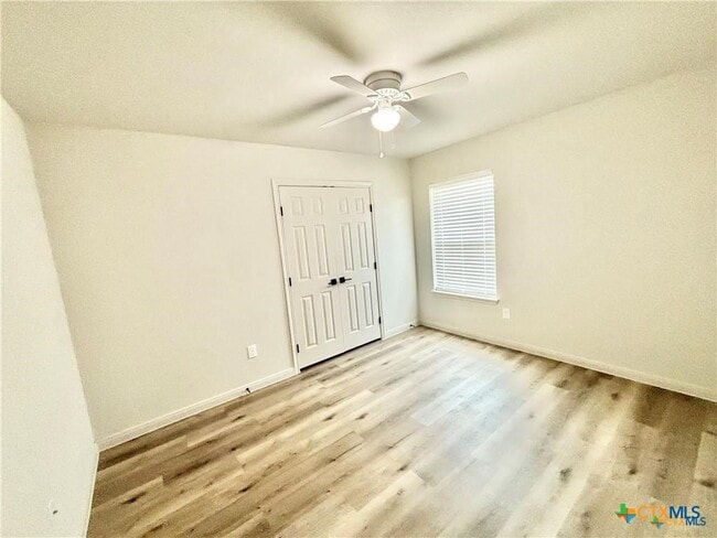 Building Photo - 3615 Hanselman Rd