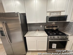 Building Photo - 12702 Thomas Sumter St