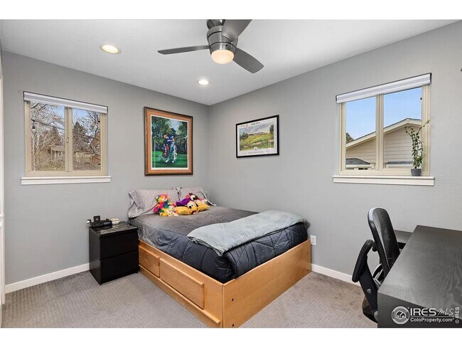 Building Photo - 5 Bed 3 Bath Home in South Boulder W/Solar.