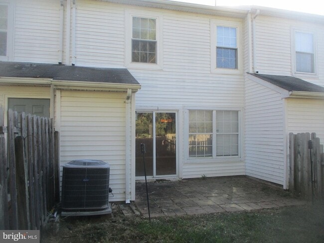 Building Photo - 21 Van Horn Pl