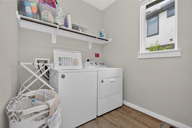 Building Photo - 3522 Gore Creek Dr