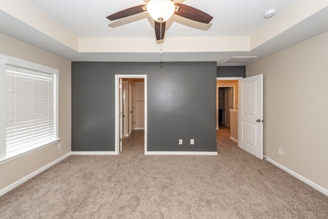 Building Photo - 3 Bedroom, 2.5 Bathroom Home in Hunters Bend - Ladson