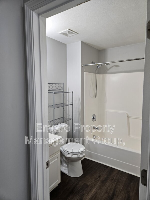 Building Photo - 216 Sunday Silence Ln