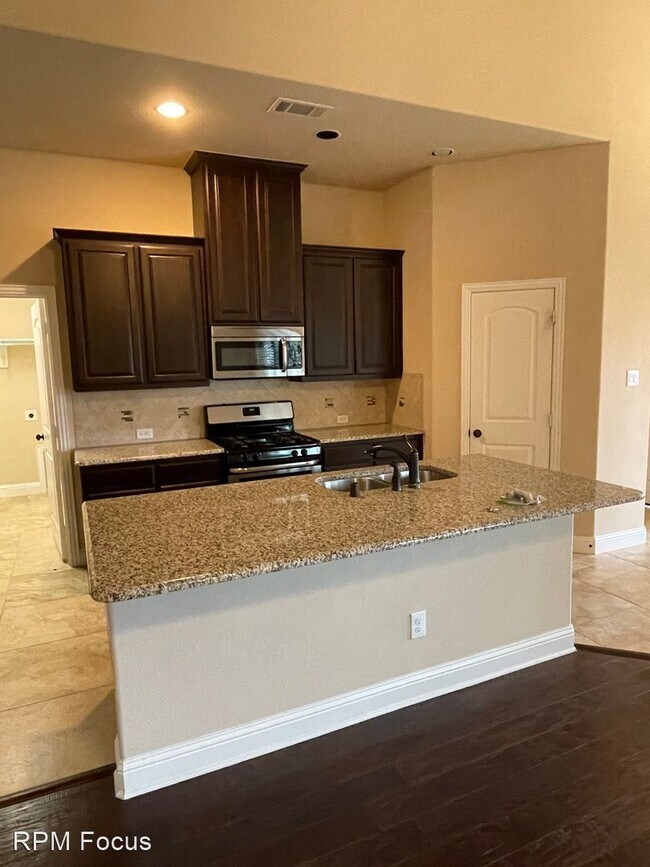 Building Photo - 4 br, 2.5 bath House - 217 Eagle Ridge Rd.