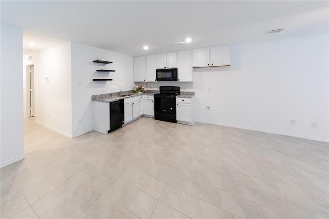 Building Photo - 230 Sunflower St