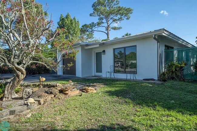 Building Photo - 5110 Cleveland Rd