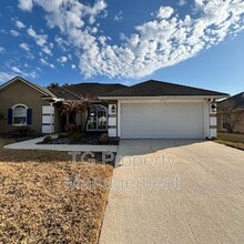 Building Photo - 2493 Brook Park Way