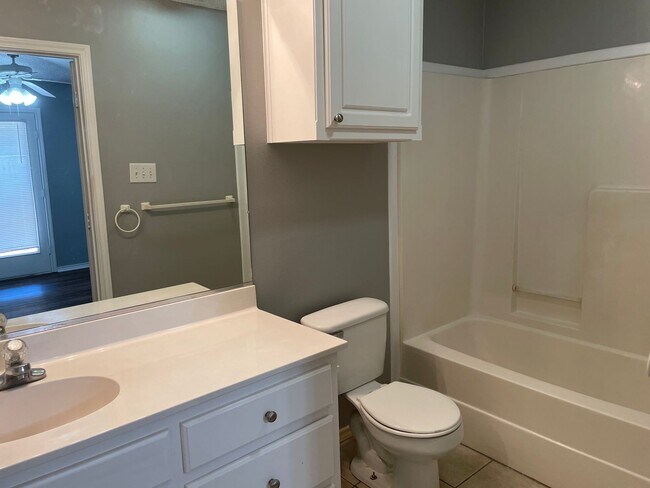 Building Photo - 2330 78th St