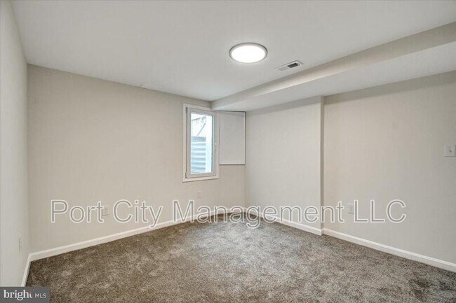 Building Photo - 217 N Belnord Ave