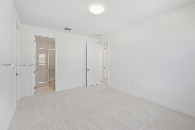 Building Photo - 13075 Feathering Wy