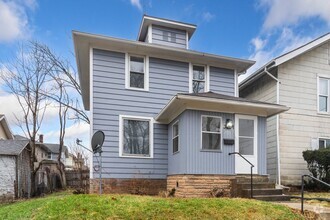 Building Photo - New 3 bed listing downtown Fort Wayne!