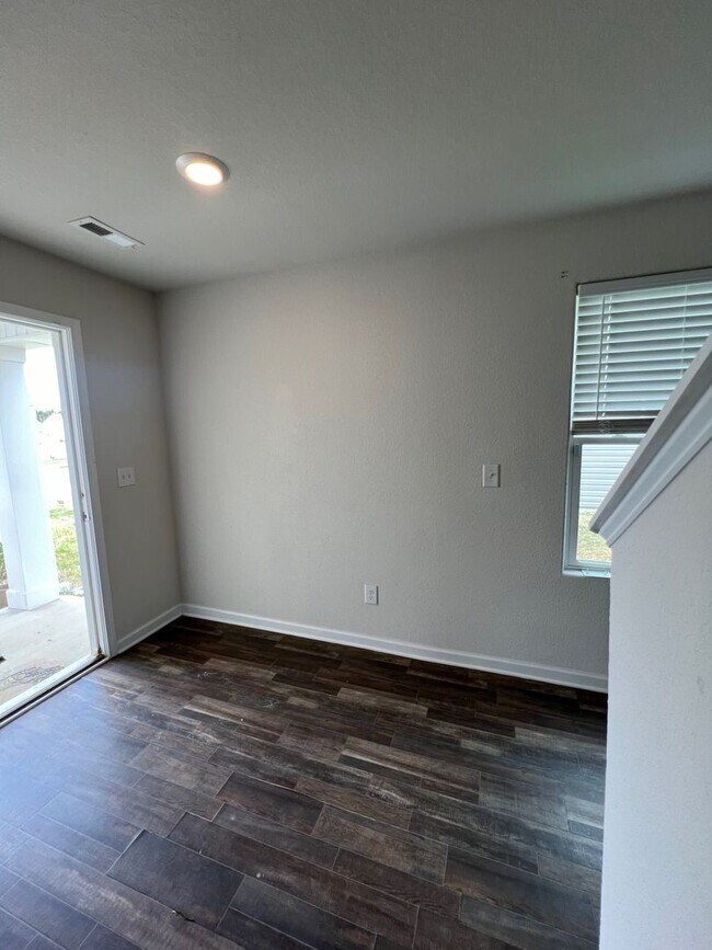 Building Photo - Charming 3 Bedroom Home Located In Zebulon NC!!!