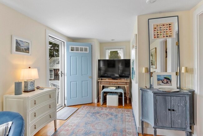 Building Photo - 34 High St