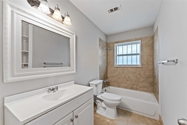 Building Photo - 11419 Panay Dr