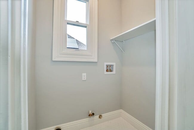 Building Photo - 1liben