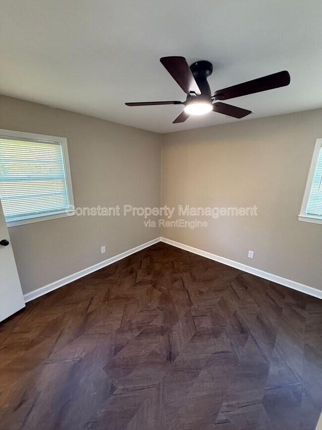 Building Photo - 3059 O'Hara Dr N