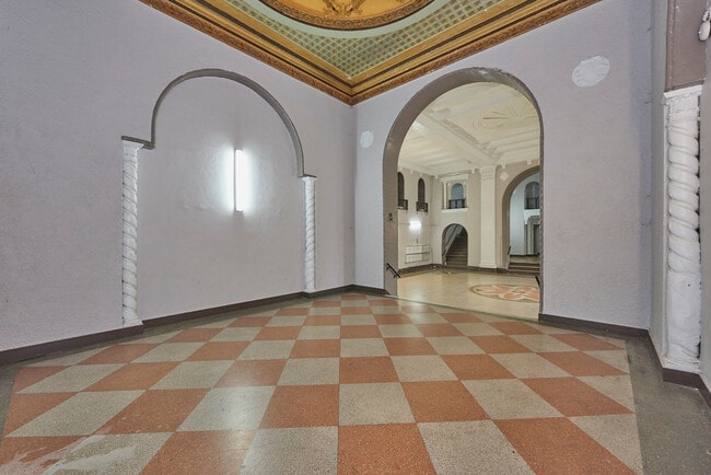 Building Photo - 1511-1521 Sheridan Ave