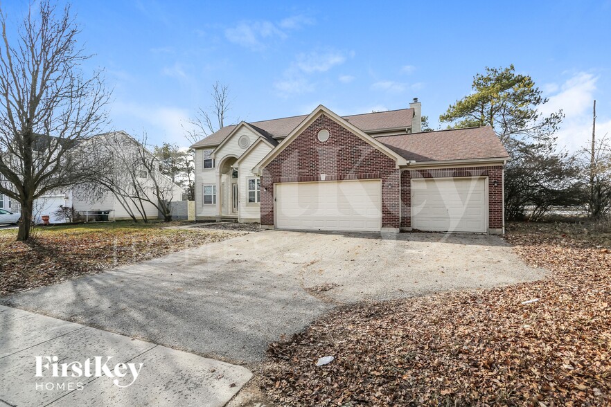 Building Photo - 3657 Lake Lanier Dr